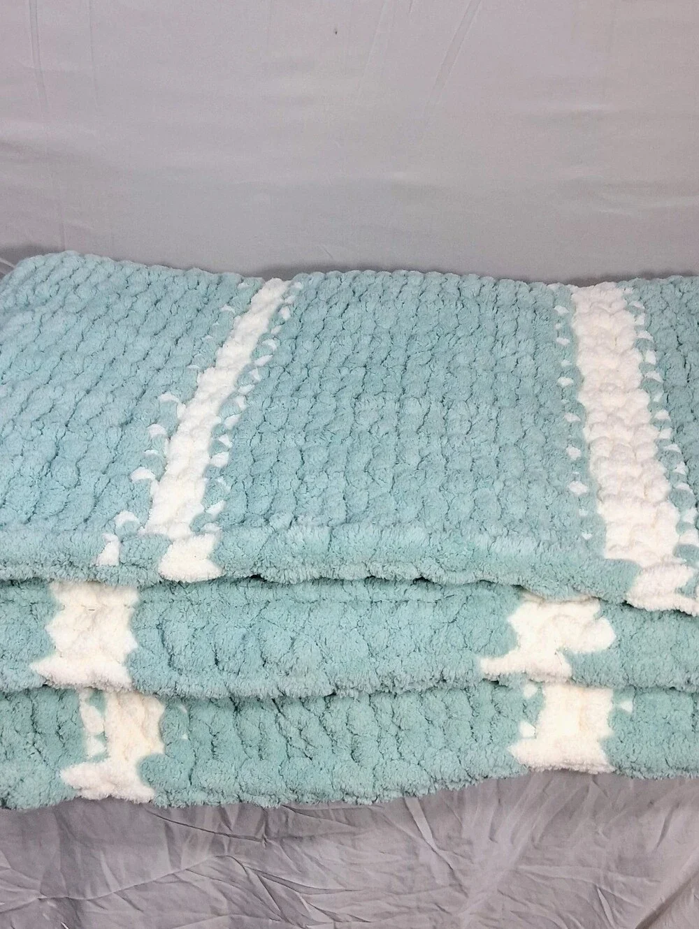 N/A blanket throw